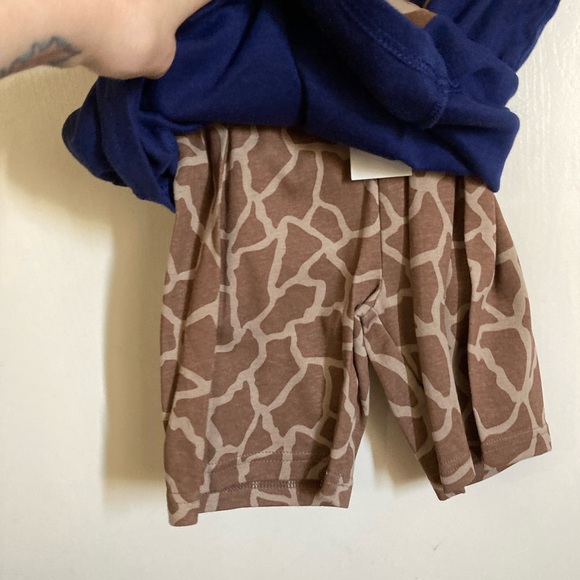 🌸NWT Gymboree Blue & Brown Giraffe Pajama Short Set C - Picture 3 of 7